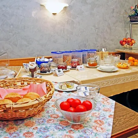 Zewener Hof - Garni ホテル トリーア