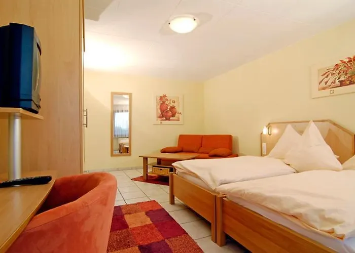 Zewener Hof - Garni 2*